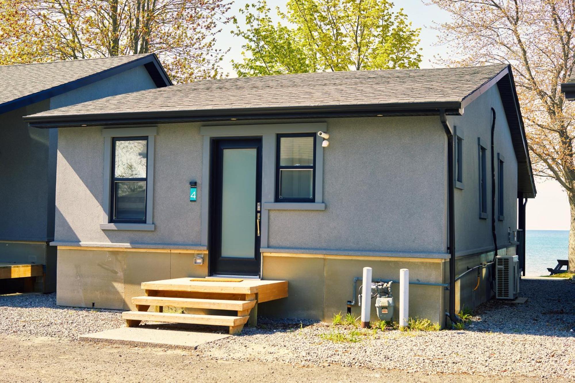 The Long Beach Resort - Beachfront Cottages & Townhouse Suites Wainfleet Zewnętrze zdjęcie